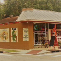 Jewel's Cigar & Briar Shop