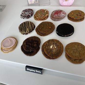 Crumbl - Carlsbad - Bakeries Near Me - Carlsbad, California