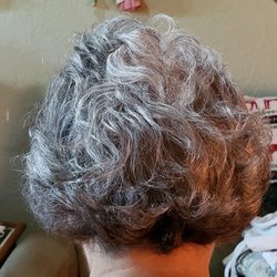 Lefty's Barbershop