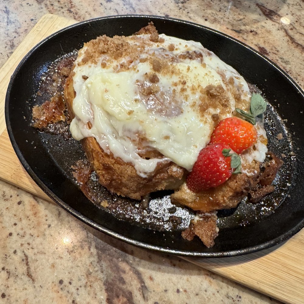 Rivertown Bistro - Cinnamon roll - New American Near Me - Conway, South Carolina Rivertown Bistro - Cinnamon roll - New American Near Me - Conway, South Carolina