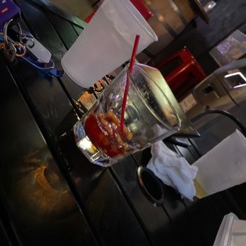 Blackthorn Restaurant & Pub - Not great. Old-fashioned. If I don't finish your drink there's a problem... - American Near Me - Buffalo, New York