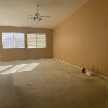 Mayberry's Maids - A before shot of the carpet. The hallways and bedrooms looked just as bad. They're team revived it! - Home Cleaning Near Me Mayberry's Maids - A before shot of the carpet. The hallways and bedrooms looked just as bad. They're team revived it! - Home Cleaning Near Me