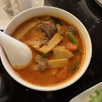Chaa Roen Pohn - Red Curry - Laotian Near Me - San Francisco, California Chaa Roen Pohn - Red Curry - Laotian Near Me - San Francisco, California