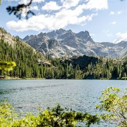 Sardine Lake Resort - Sierra buttes from the sardine lake resort property