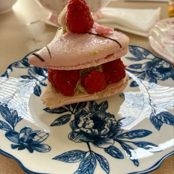 Chez Maryse - Valentine special - Bakeries Near Me - Fresno, California
