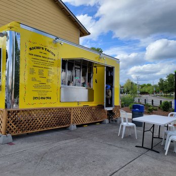 Richi's Tacos - Mexican Near Me - Beaverton, Oregon