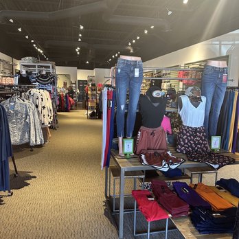 Black Swan Boutique - Accessories Near Me - Edmond, Oklahoma Black Swan Boutique - Accessories Near Me - Edmond, Oklahoma