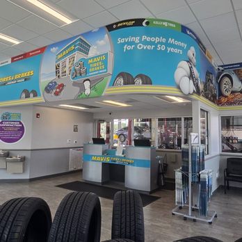 Mavis Tires & Brakes - Lobby - Tires Near Me - Orlando, Florida Mavis Tires & Brakes - Lobby - Tires Near Me - Orlando, Florida