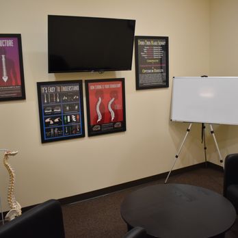 Thrive Chiropractic - Conference Room - Chiropractors Near Me - Katy, Texas Thrive Chiropractic - Conference Room - Chiropractors Near Me - Katy, Texas