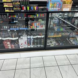 J-VILLE Gas & Smoke