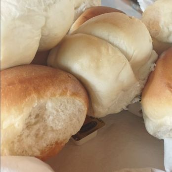 Cafe Jefferson - Got Yeast rolls - Cajun/Creole Near Me - New Iberia, Louisiana