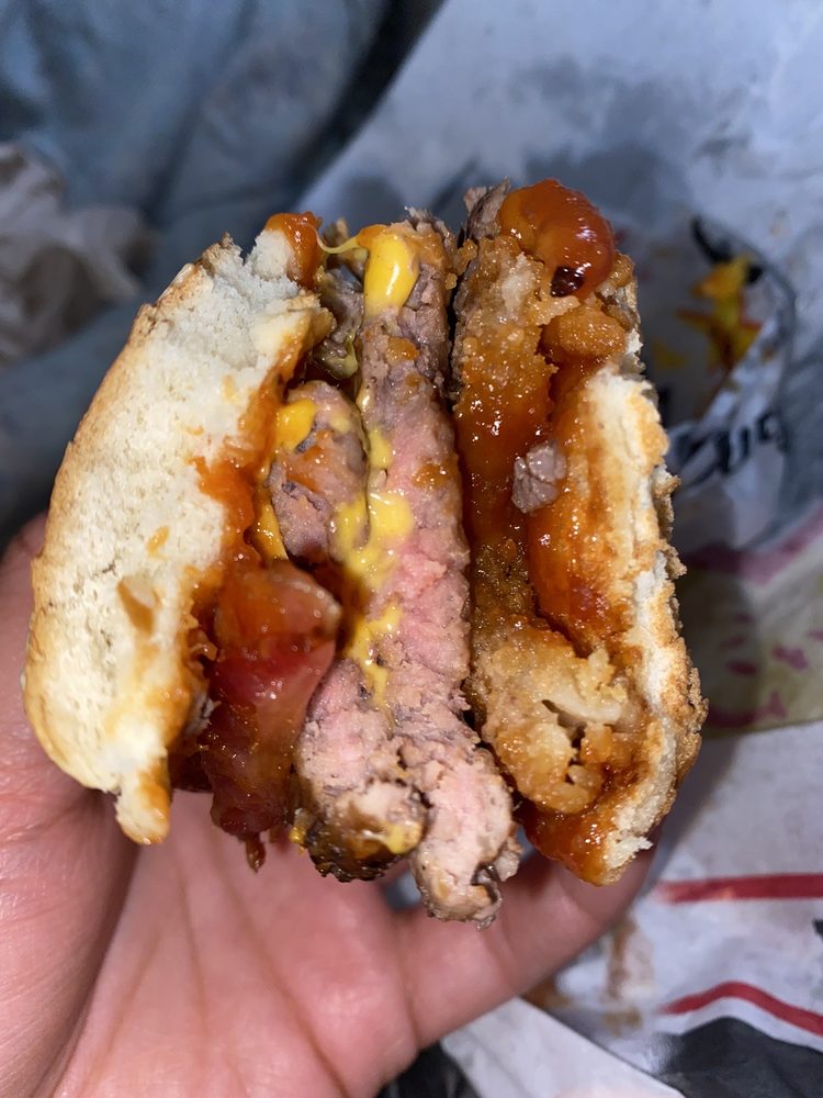 CARL’S JR Updated June 2024 28 Photos & 38 Reviews 81770 US