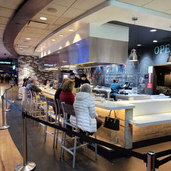 The Oyster Bar - Bars Near Me - Stateline, Nevada