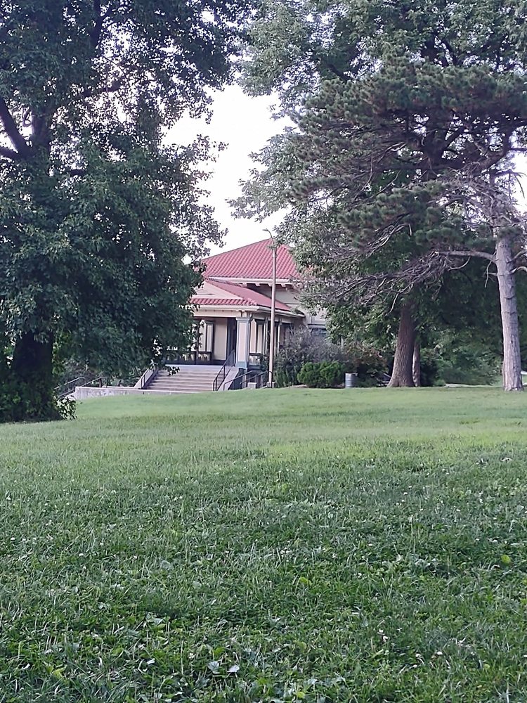 Carondelet Park Logo