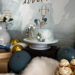 Lido Bakery - So delicious and looked amazing!