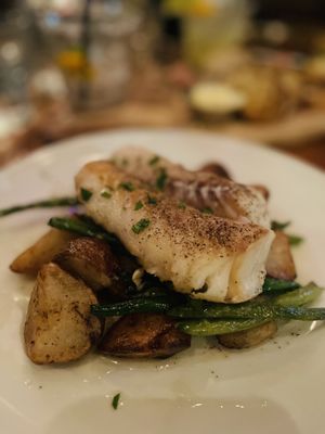 WeHo Bistro by null