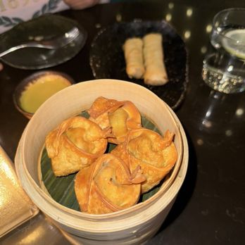 Stories on High - SPINACH & ARTICHOKE WONTONS - Cocktail Bars Near Me - Columbus, Ohio