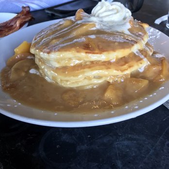 Brunch & Sip - Peaches and cream pancakes - Coffee & Tea Near Me - Phoenix, Arizona Brunch & Sip - Peaches and cream pancakes - Coffee & Tea Near Me - Phoenix, Arizona