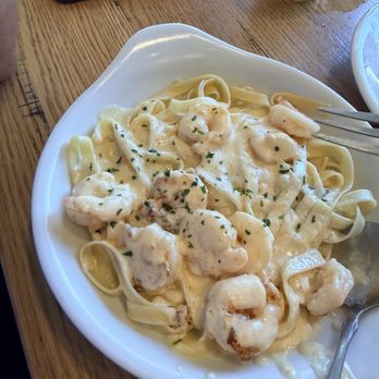 Olive Garden Italian Restaurant - Shrimp Alfredo - Italian Near Me - Arcadia, California Olive Garden Italian Restaurant - Shrimp Alfredo - Italian Near Me - Arcadia, California
