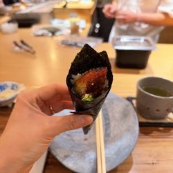 Eel, avocado handroll