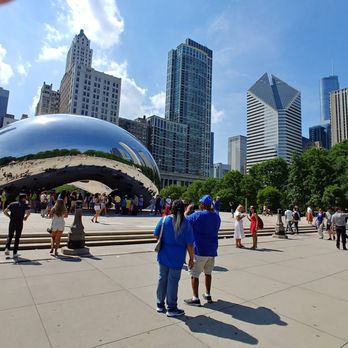 Cloud Gate - Public Art Near Me - Chicago, Illinois