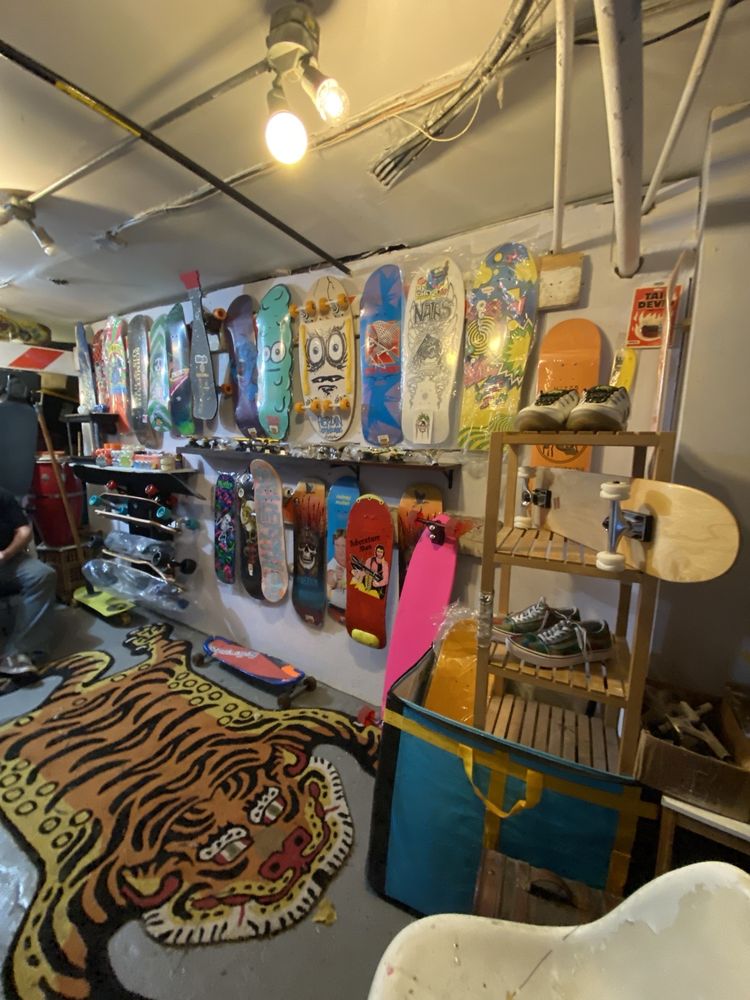 SKATE SHOPS Updated June 2024 306 Suydam St, Brooklyn, New York