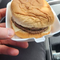 Val's Drive-In - Cheeseburger