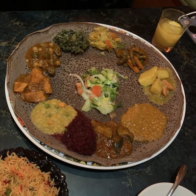 E'Njoni Cafe by null