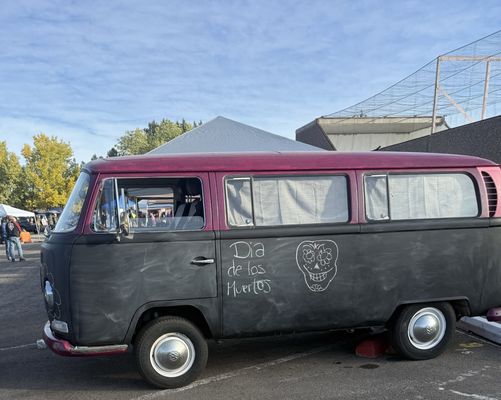 Los Ranchos Growers' Market by null