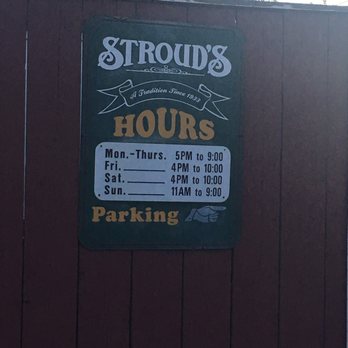 Stroud's Restaurant & Bar - American Near Me - Wichita, Kansas Stroud's Restaurant & Bar - American Near Me - Wichita, Kansas
