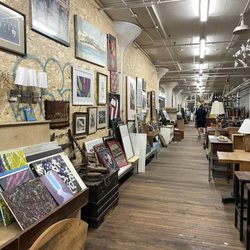 Buffalo ReUse - Art, tables, chairs, light fixtures, trunks