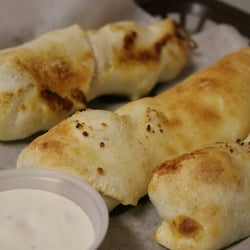 Say Cheese Pizza - The Cheesy Breadstciks
