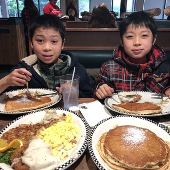 Black Bear Diner - Huge and puffy pancakes - Diners Near Me - Colma, California