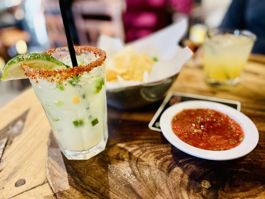 La Cocina Bar and Grill by null