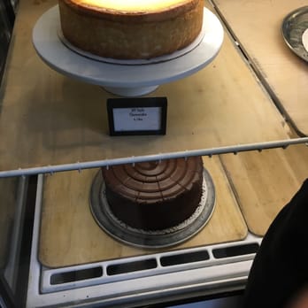 The General Muir - Cakes that look amazing - Delis Near Me - Atlanta, Georgia The General Muir - Cakes that look amazing - Delis Near Me - Atlanta, Georgia