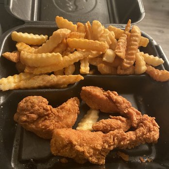Zaxbys - Chicken finger plate - Chicken Wings Near Me - Charlotte, North Carolina Zaxbys - Chicken finger plate - Chicken Wings Near Me - Charlotte, North Carolina