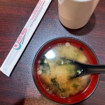 Sushi Weng - Start off with miso soup and green tea.... Good and relaxing - Sushi Bars Near Me - Waterford Charter Township, Michigan