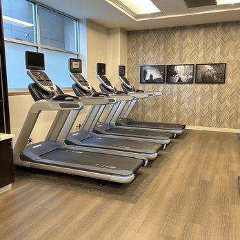 SpringHill Suites by Marriott Indianapolis Downtown - Treadmills - Hotels Near Me - Indianapolis, Indiana SpringHill Suites by Marriott Indianapolis Downtown - Treadmills - Hotels Near Me - Indianapolis, Indiana