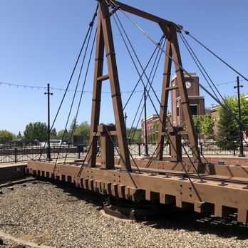 Folsom Historic District - Train turntable from the 1800s - Landmarks & Historical Buildings Near Me - Folsom, California Folsom Historic District - Train turntable from the 1800s - Landmarks & Historical Buildings Near Me - Folsom, California
