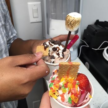 Sweet Creams - Frozen hot cocoa and strawberry shortcake. Both are keiki size. - Ice Cream & Frozen Yogurt Near Me - Honolulu, Hawaii Sweet Creams - Frozen hot cocoa and strawberry shortcake. Both are keiki size. - Ice Cream & Frozen Yogurt Near Me - Honolulu, Hawaii
