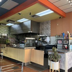Pacific Rim Thai Kitchen - Love how clean and organized the restaurant is