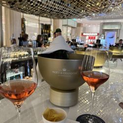 Moët & Chandon Champagne Bar