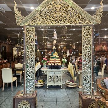 Thai Thani - Beautiful entrance!! - Thai Near Me - Orlando, Florida Thai Thani - Beautiful entrance!! - Thai Near Me - Orlando, Florida