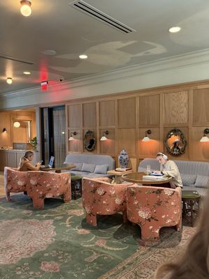 Palihouse Lobby Bar Hyde Park Village by null