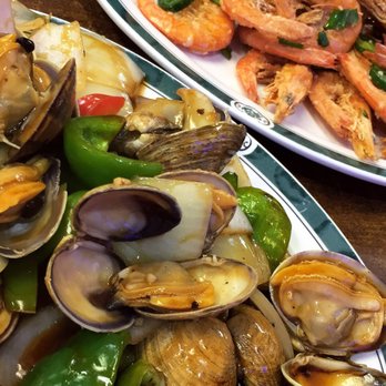Vinh Hoa - Clams and salt n pepper shrimp - Chinese Near Me - Houston, Texas