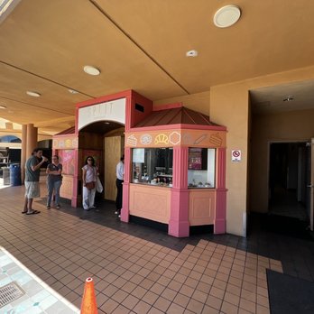 SPLIT Bakehouse - Vegan Near Me - La Mesa, California