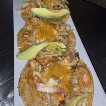 Chant - Blackened shrimp tacos - Asian Fusion Near Me - Chicago, Illinois