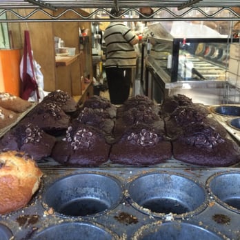 Meir's Hemishe Bakery - Chocolate muffins - Bakeries Near Me - Brooklyn, New York Meir's Hemishe Bakery - Chocolate muffins - Bakeries Near Me - Brooklyn, New York