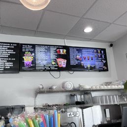 Drinks menu and toppings