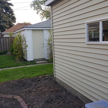 Villa Property Maintenance - Shrub removal - post - Snow Removal Near Me - Chicago, Illinois
